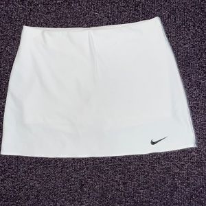 Nike tennis skirt